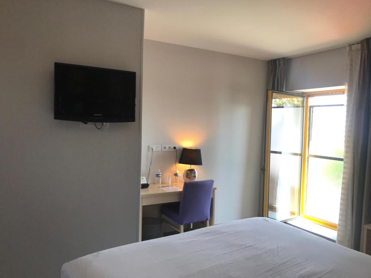Hotel Les Palis Grand-Fougeray Bagian luar foto