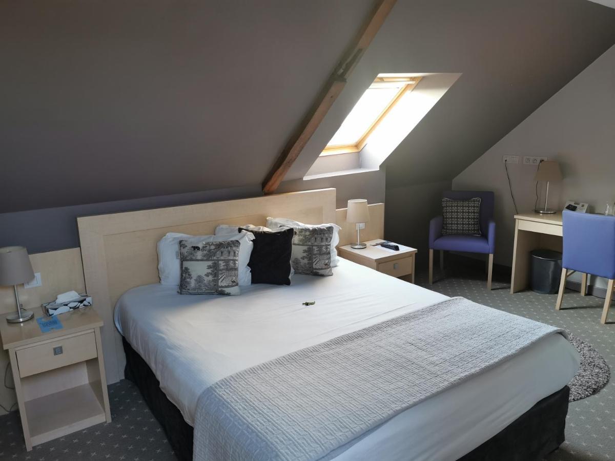 Hotel Les Palis Grand-Fougeray Bagian luar foto