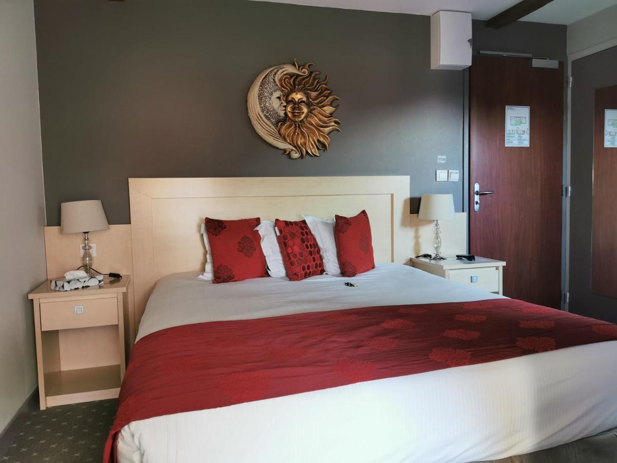 Hotel Les Palis Grand-Fougeray Bagian luar foto